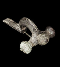 GALLO-ROMAN CRUCIFORM FIBULA 100/200 AD. JC - ROOSTER ROMAN FIBULA 100/200 AD