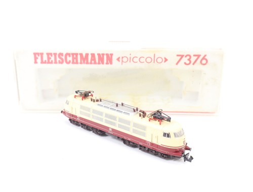 Locomotive électrique
