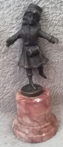 Petit bronze ancien socle