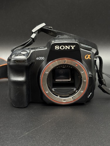 Sony alpha 200 - sony, dslr/