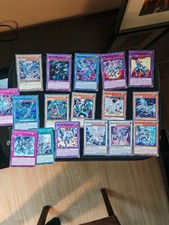 LOT DE CARTES DRAGON BLANC AUX YEUX BLEUS YU-GI-OH!  (17 cartes)