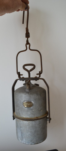 Ancienne lampe carbure - à, de