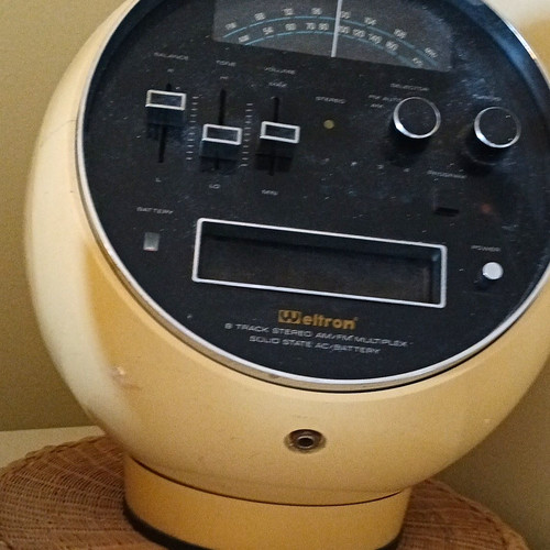 Weltron 2001 space ball - weltron,