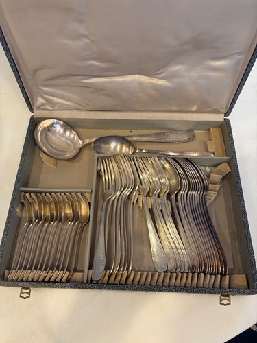Ménagère métal argenté - en,