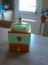 ANCIEN  MOULIN A CAFE PEUGEOT