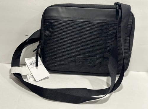 Eastpak ivon 96q - eastpak, cnnct