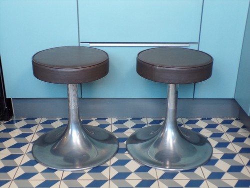 Paire tabouret pied tulipe - paire,