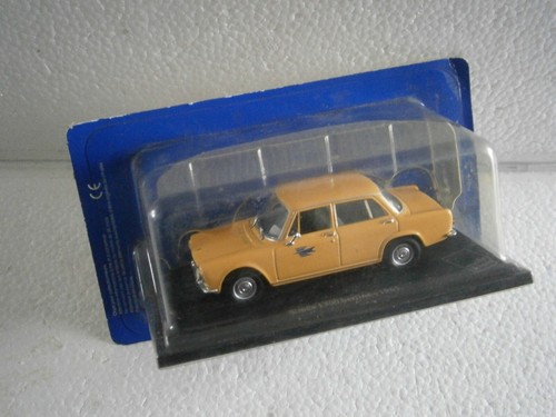 Voiture miniature simca 1300 - voiture,