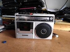 SANYO M2801L Boombox Radio, Bande / Cassette (460)