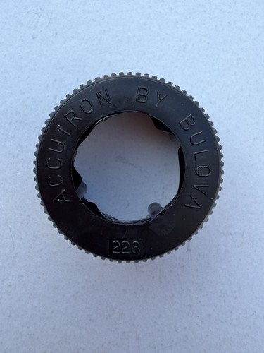 Clé pour bague fond - , 228