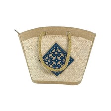 Grand sac à main tressé à la main avec des fibres 100% naturelles de palmier.