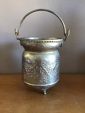 Seau Oriental pour le Hammam en cuivre argenté martelé