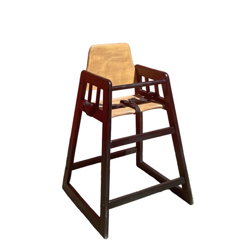 Chaise haute pour bébé - , en