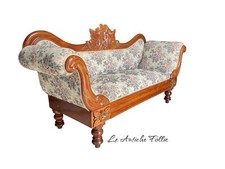 Canapé ancien de style
