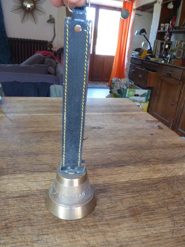 Cloche bronze avec - cloche,