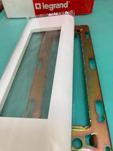 Legrand plaque horizontal - , +