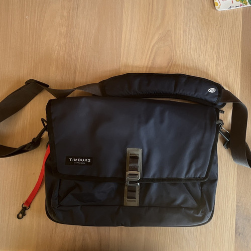 Timbuk2 shoulder messenger bag - timbuk2,