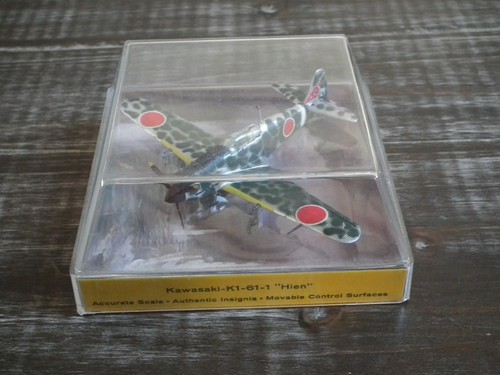 Avion métal miniature - ,