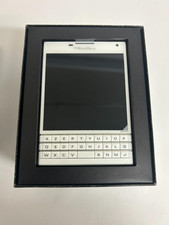 BlackBerry Passport SQW100