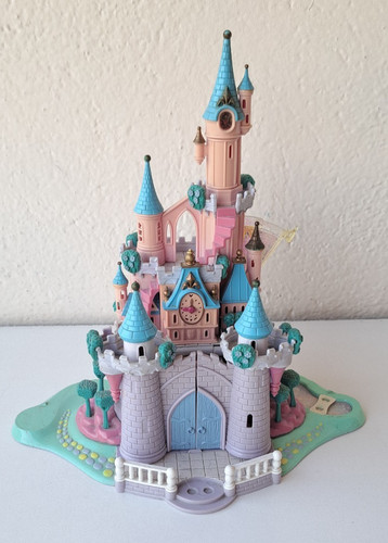 Polly pocket chateau de - pocket,