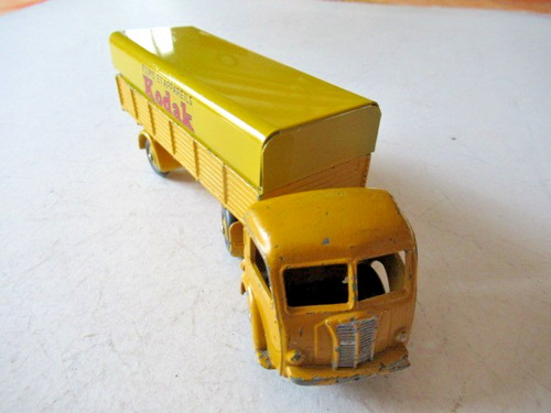 Dinky toys ref 32aj - 32aj, panhard