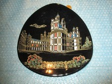 ASSIETTE en FAÏENCE NOIRE