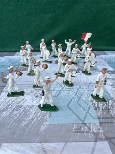 Vente lot figurines - lot,