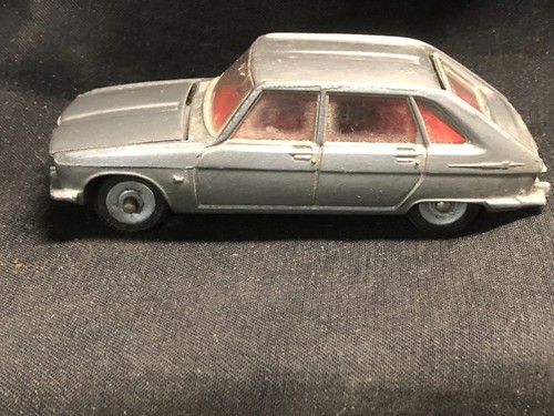Dinky toys renault - dinky,