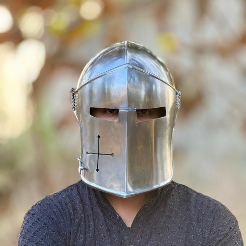 Casque médiéval barbuta - casque,