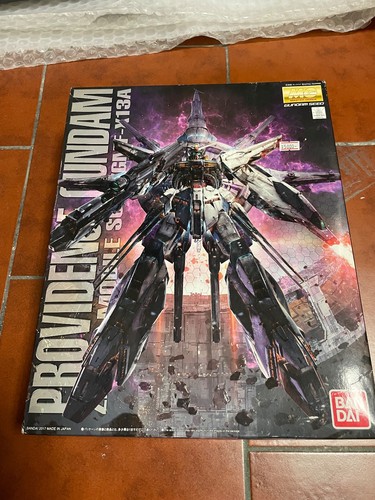 Maquette gundam échelle 100 - gundam, 1/100