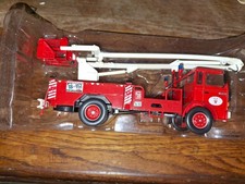 firefighter 1/43 ixo renault vi jp 11 pfé hatchet miniature truck collection