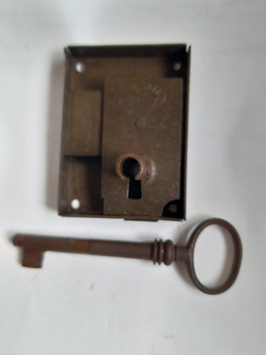 Serrure ancienne avec - serrure, clef