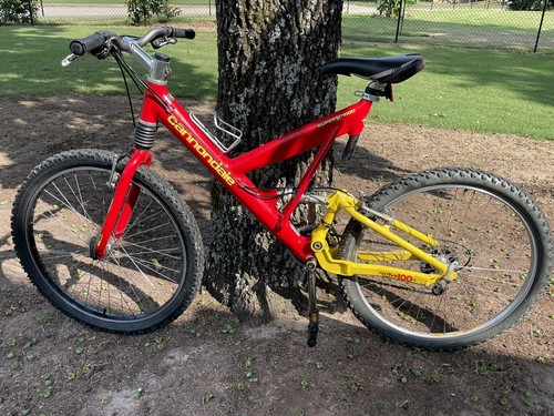 Cannondale mountain bike - bike, super
