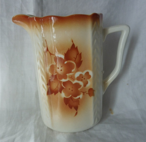 Broc toilette vase art - ,,