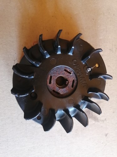 Volant moteur echo - moteur, (origine)