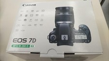 CANON EOS 7D camera