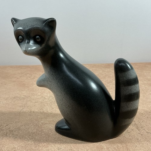 Sculpture bébé raton - bébé,