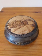 Ancienne boite en bois pyrogravée souvenir de Sisteron 6x15 cm