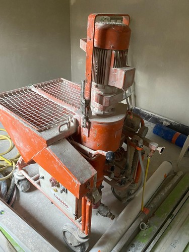 Plastering machine - plastering,
