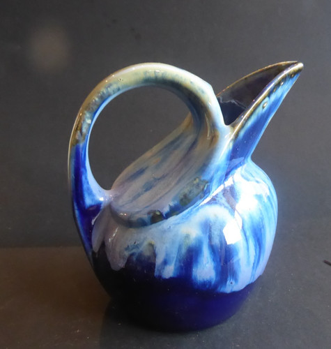 Joli petit pichet pot eau - petit,