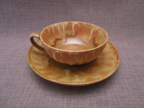 Tasse sous - tasse, en