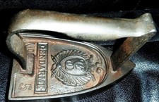 Ancien  Fer  à repasser, à chauffer - Inscription : GENDARME N°5