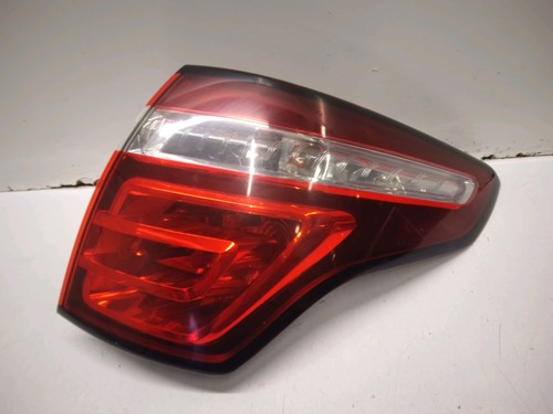 Feu citroen c4 - d,
