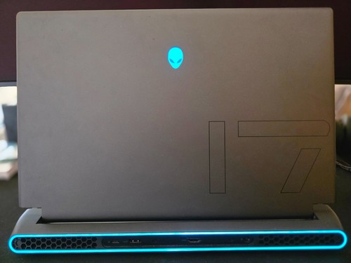 Alienware m17 - alienware,
