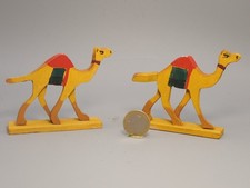 BOIS    2 PETITS DROMADAIRES