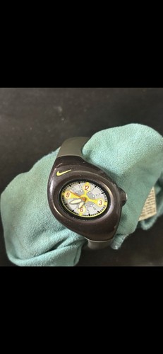 Rare montre nike triax vintage - rare,