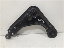 TRIANGLE INF AVG FORD FIESTA MK3 BERLINE 1205289