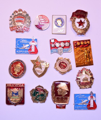 Lot insignes militaires - de,