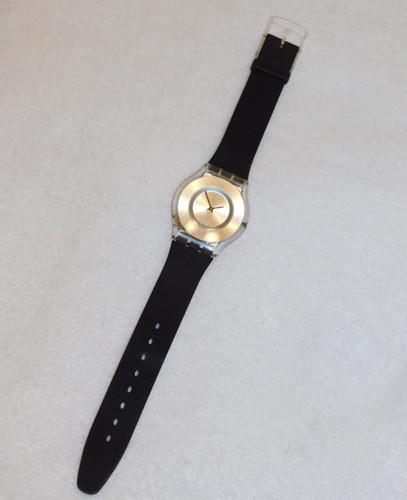 Pour pieces swatch 2000 - pour,