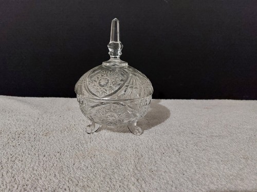 Ancienne petite bonbonnière